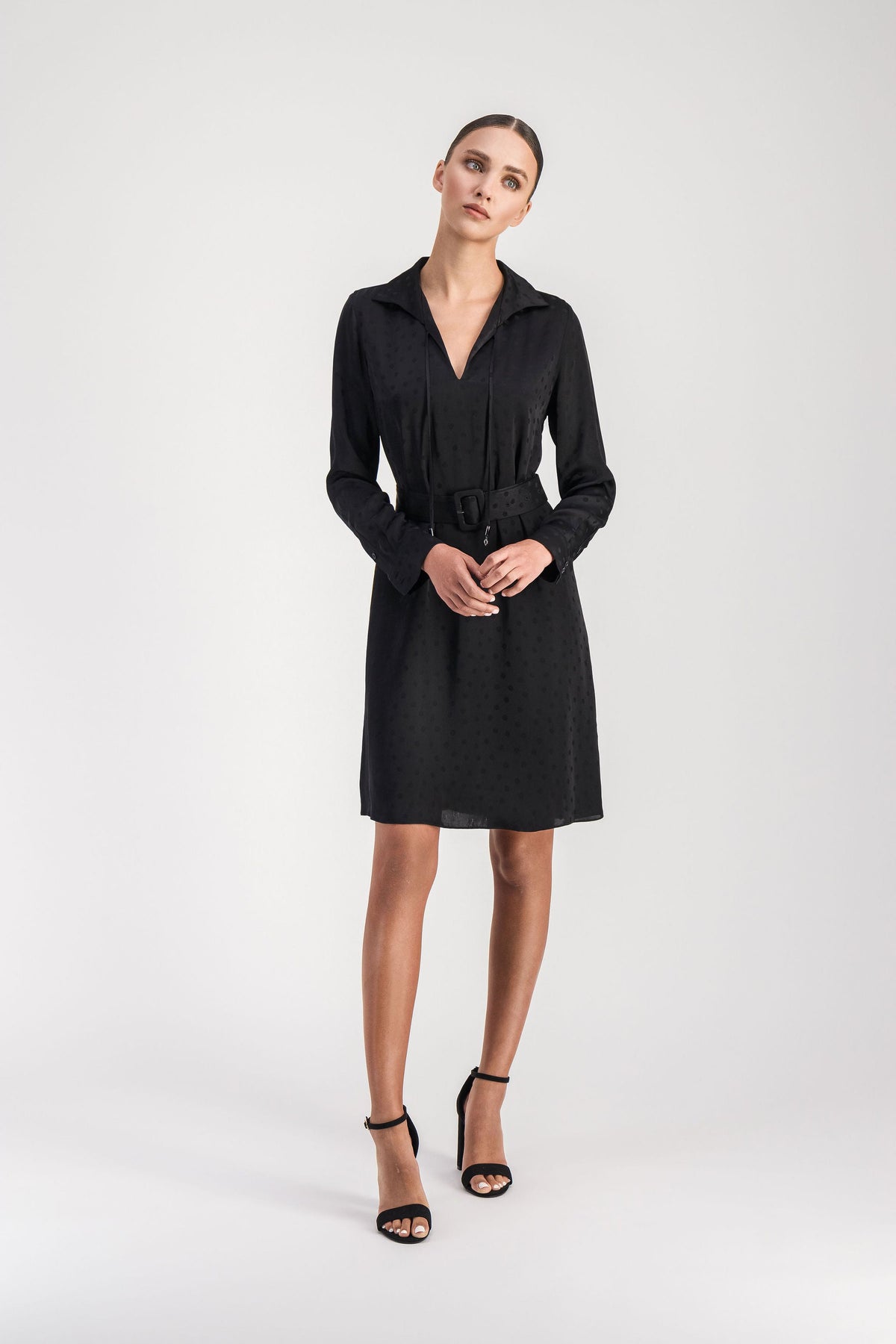 Robe col chemise et cordons - Noir