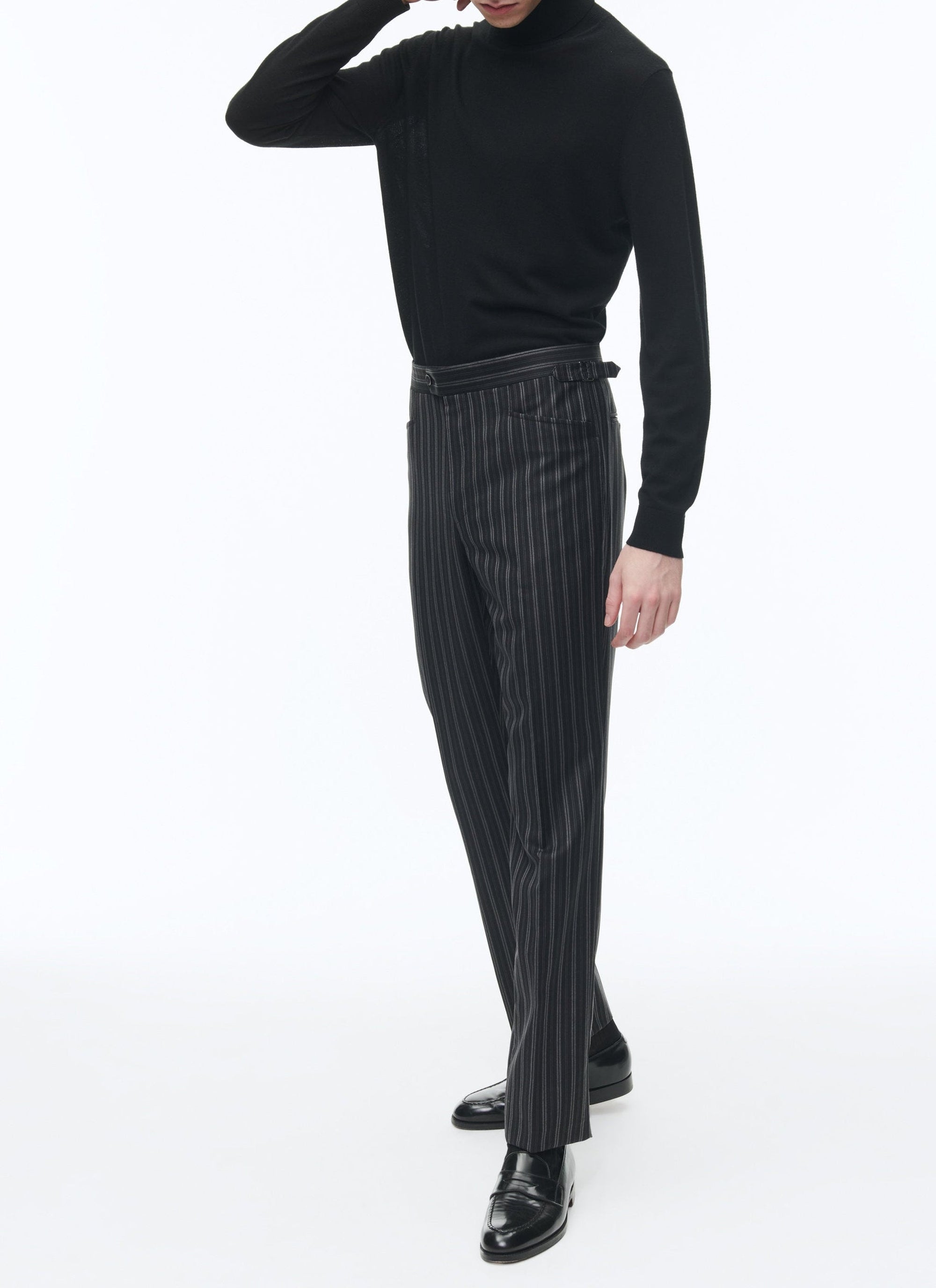 Fitted trousers with button fastening in wool - Black