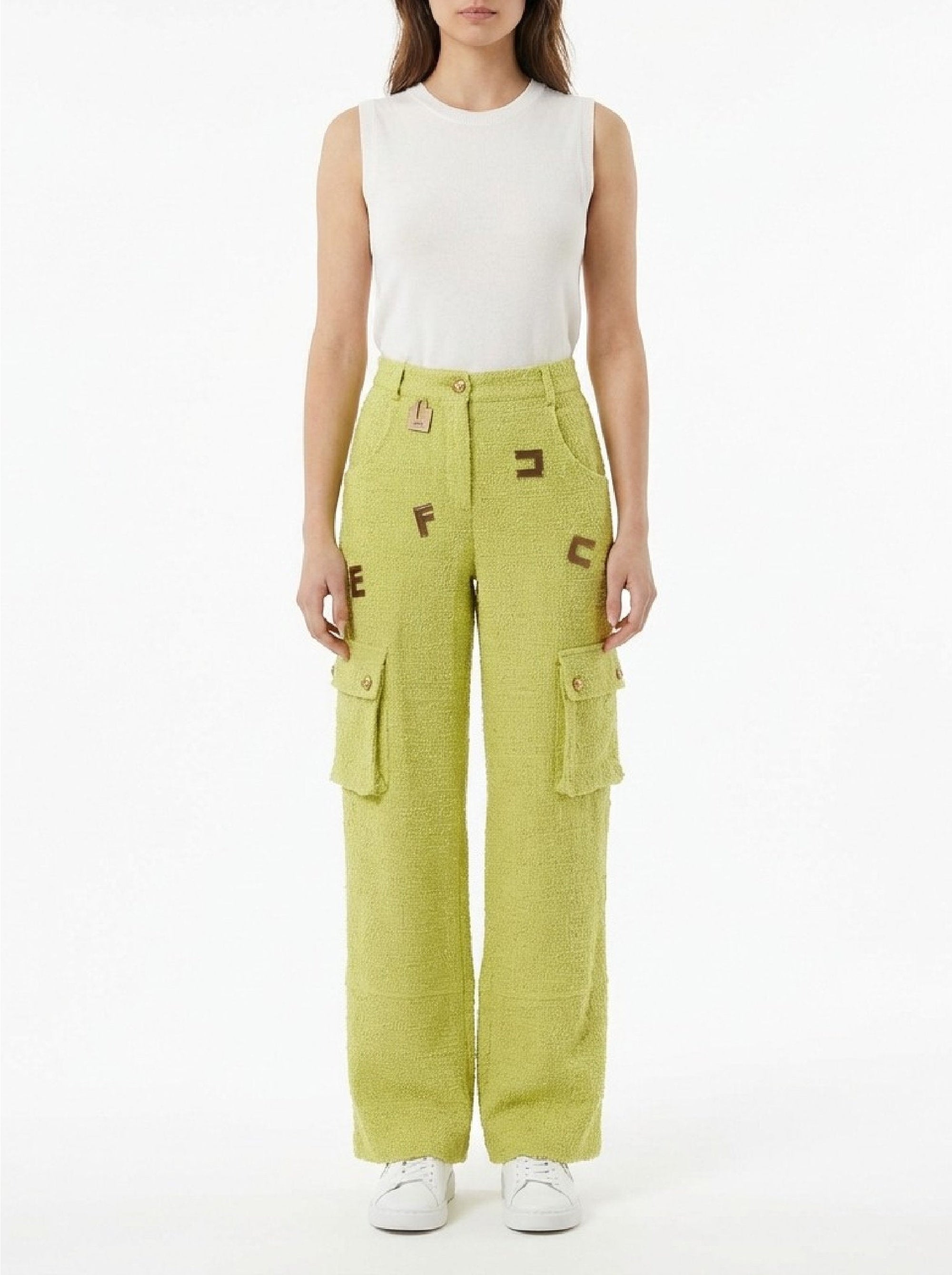 Pantalon cargo à ornements métalliques en tweed - Olive Oil