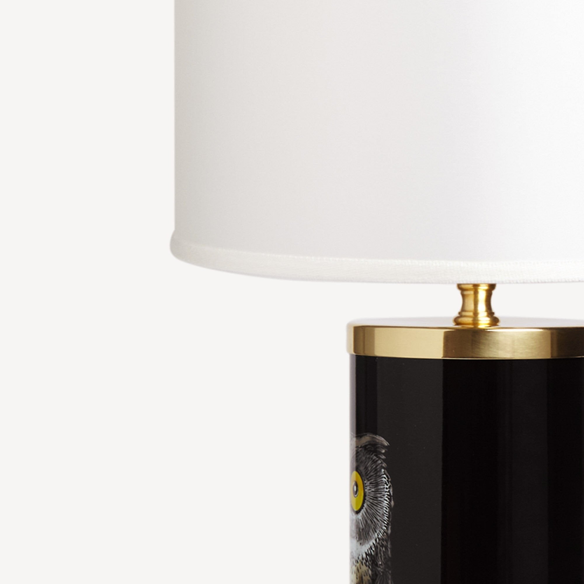 Smooth cylindrical shade - White
