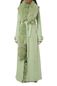Manteau long en peau lainée à col en fourrure - Almond
