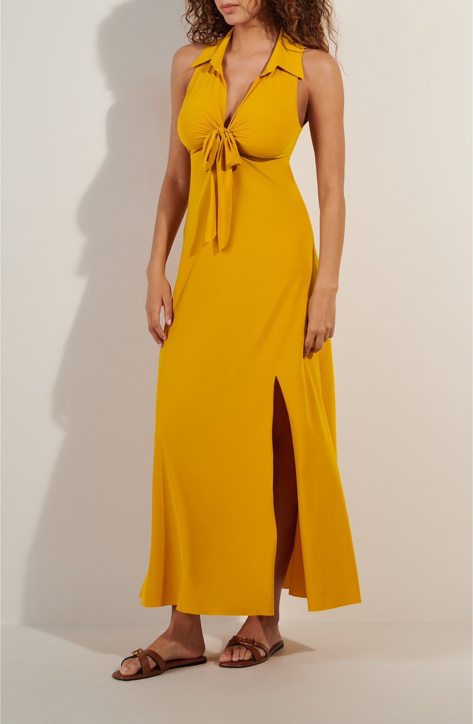 Robe longue à dos ouvert Rova - Ocre