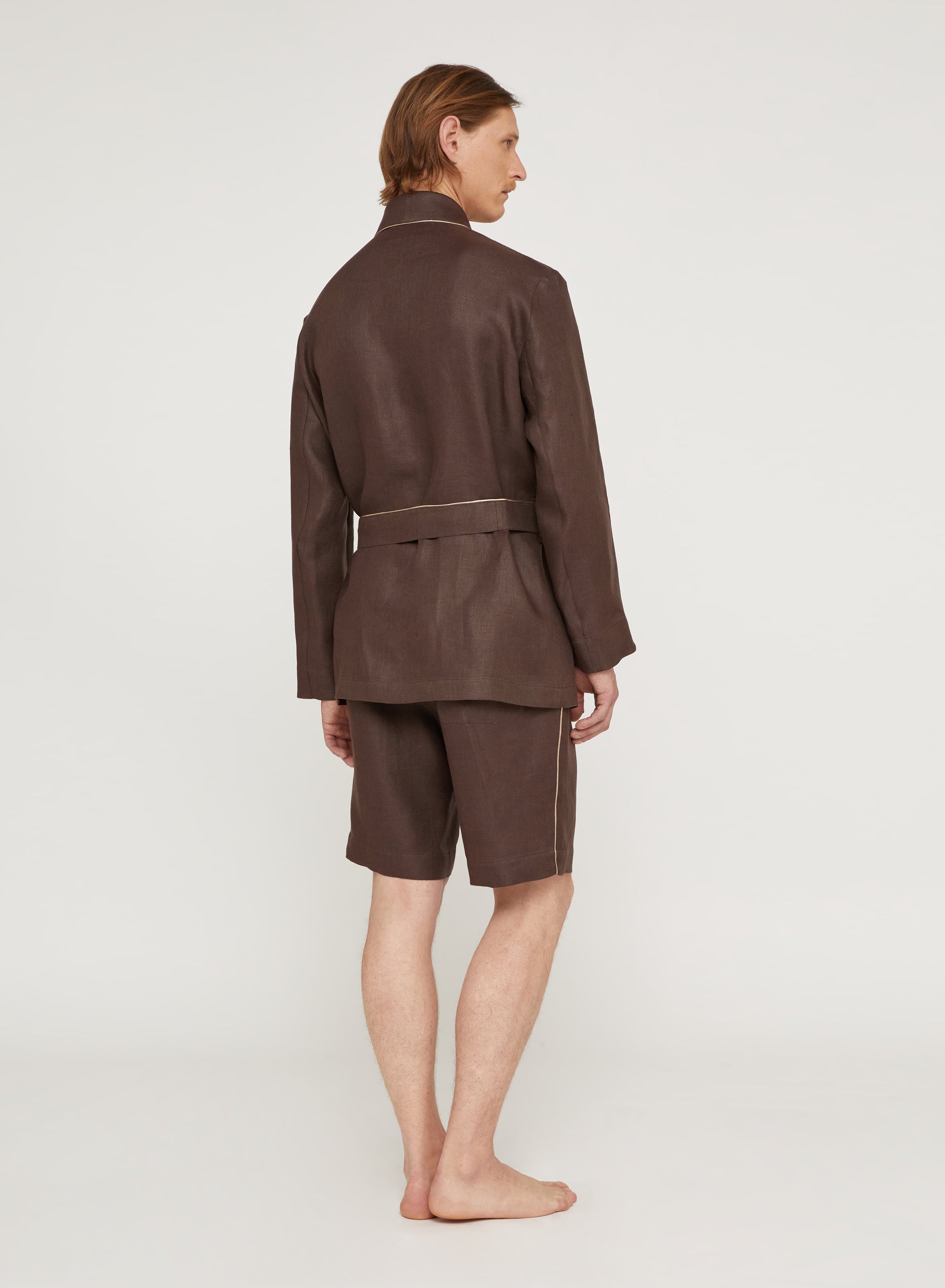 Cacao_1QTY // Peignoir à détail contrastant en lin - Cacao