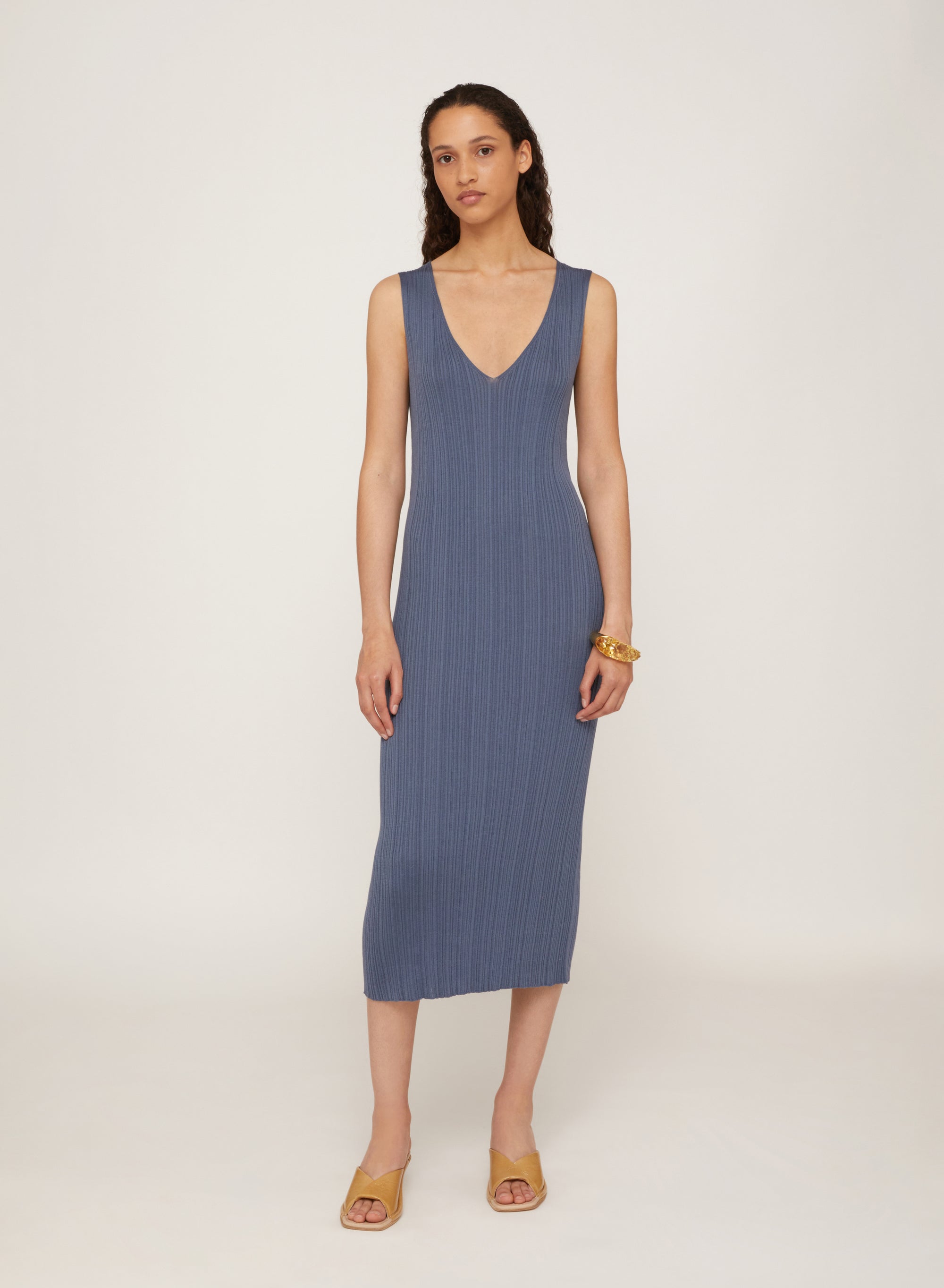 Jeans_1QTY // Robe midi côtelée col V en soie mélangée - Jeans