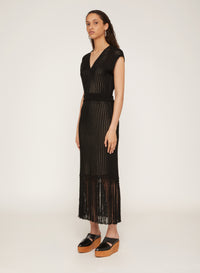 Nero_1QTY // Robe longue à maille ajourée et franges en soie - Nero