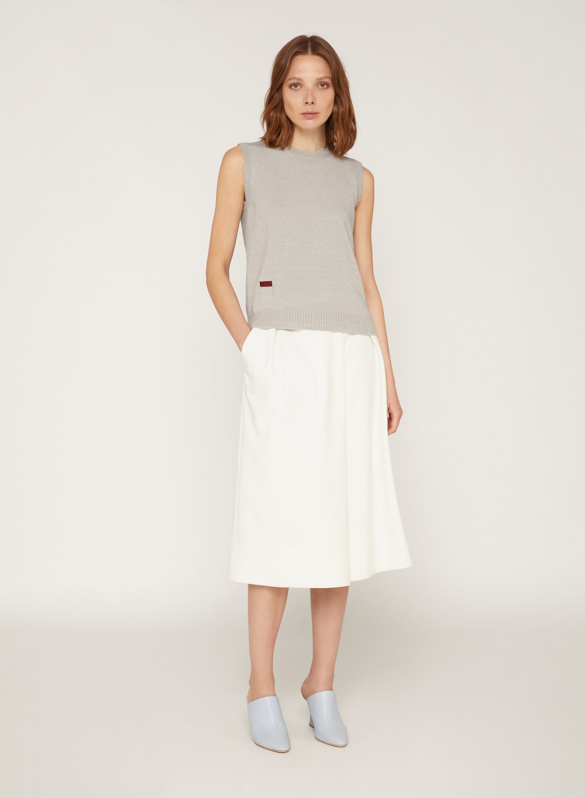 Perla_1QTY // Pull sans manches à col rond en laine - Perla