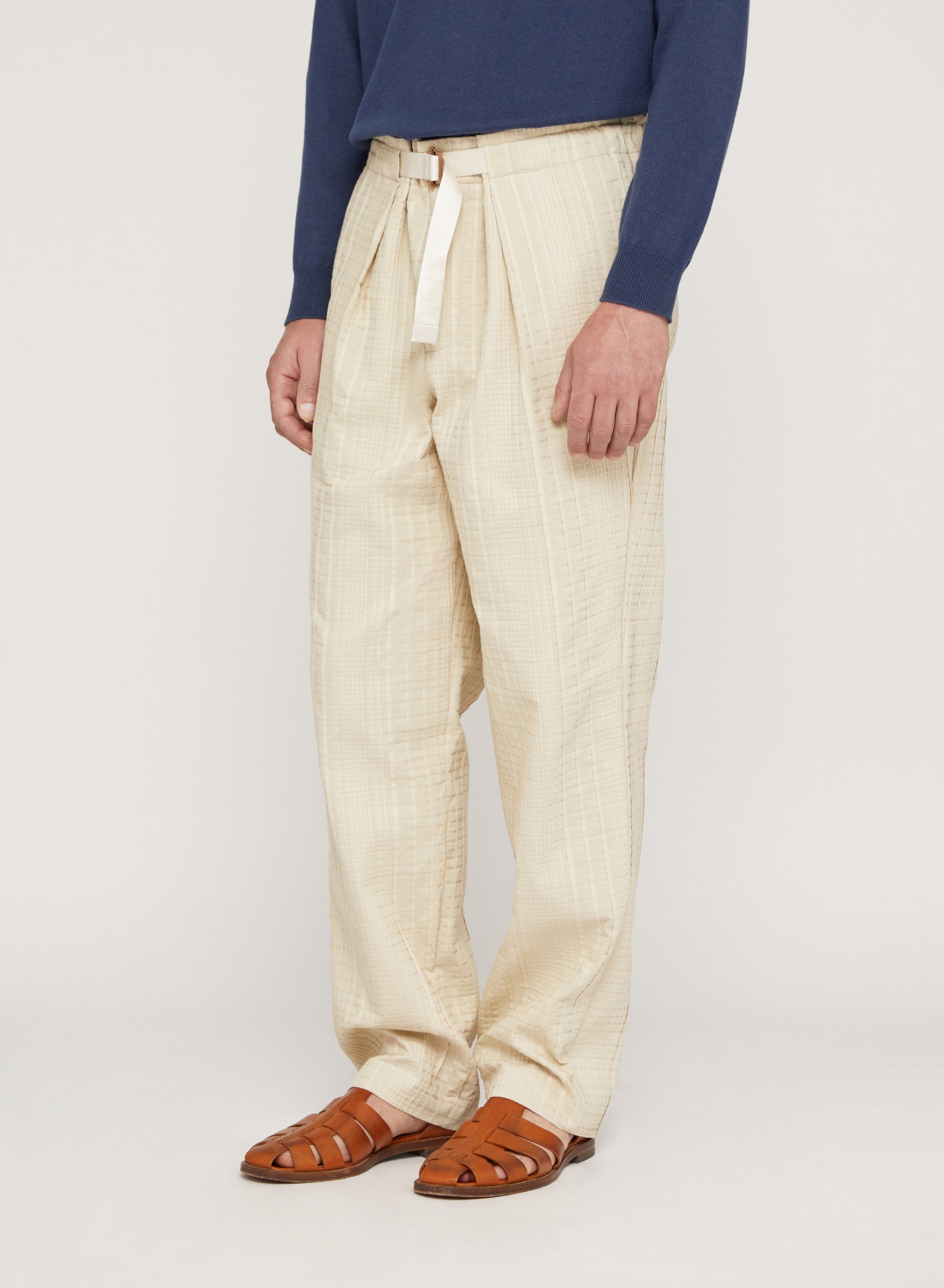 Corda_1QTY // Pantalon ceinturé à fines rayures - Corda