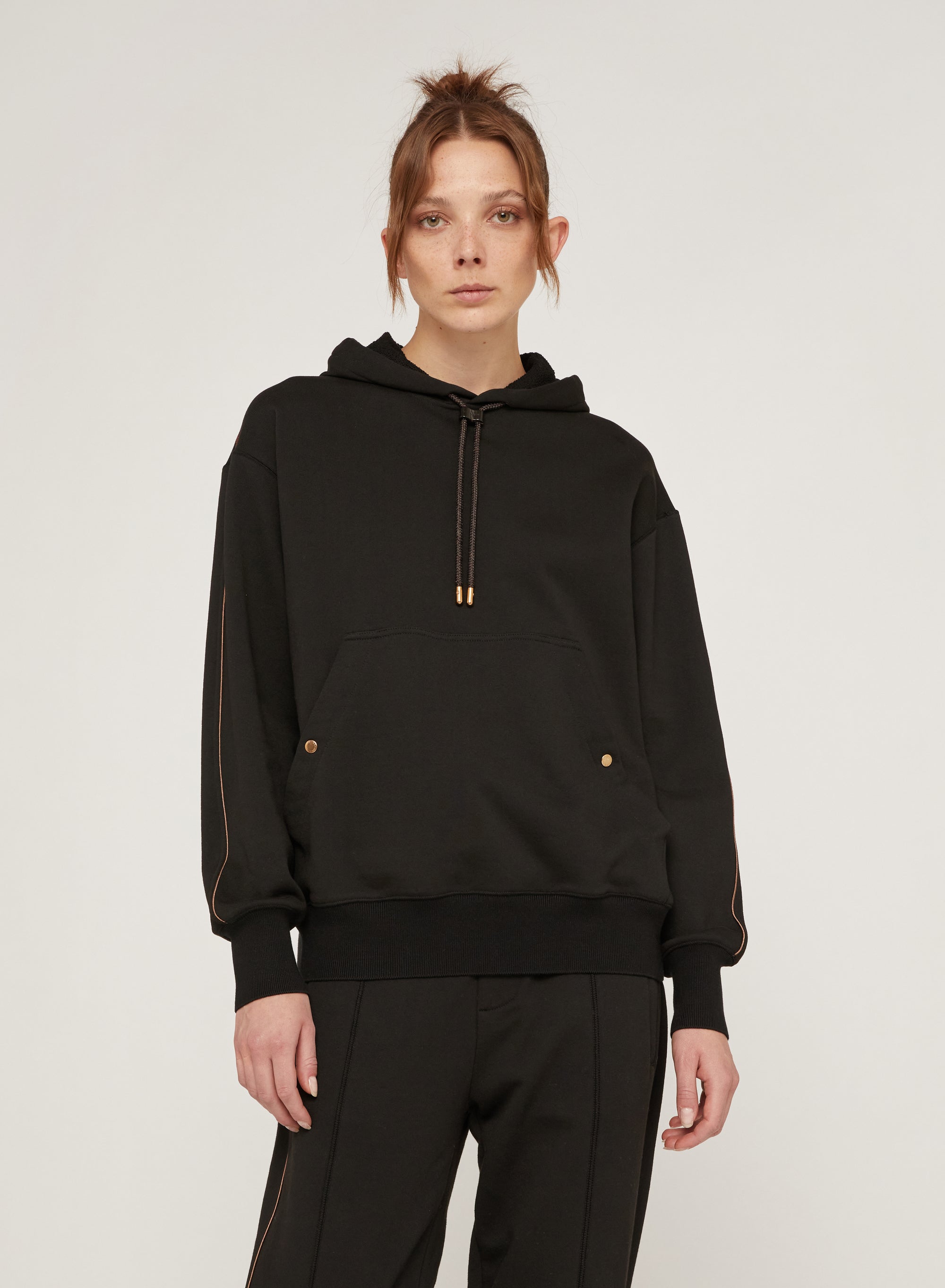 Nero_1QTY // Sweat-shirt à capuche contrasté - Nero