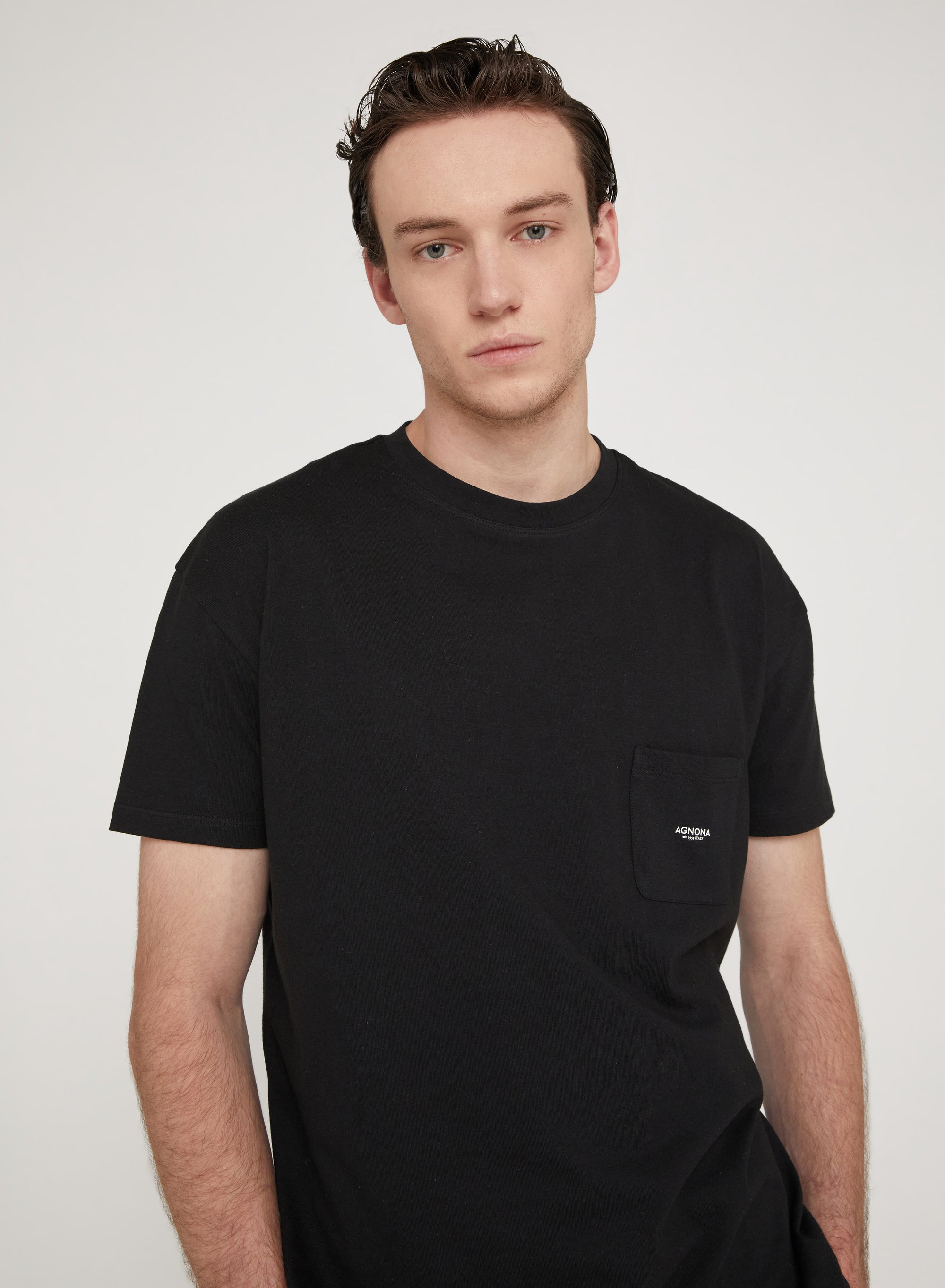 Nero_1QTY // T-shirt à motif graphique et poche - Nero