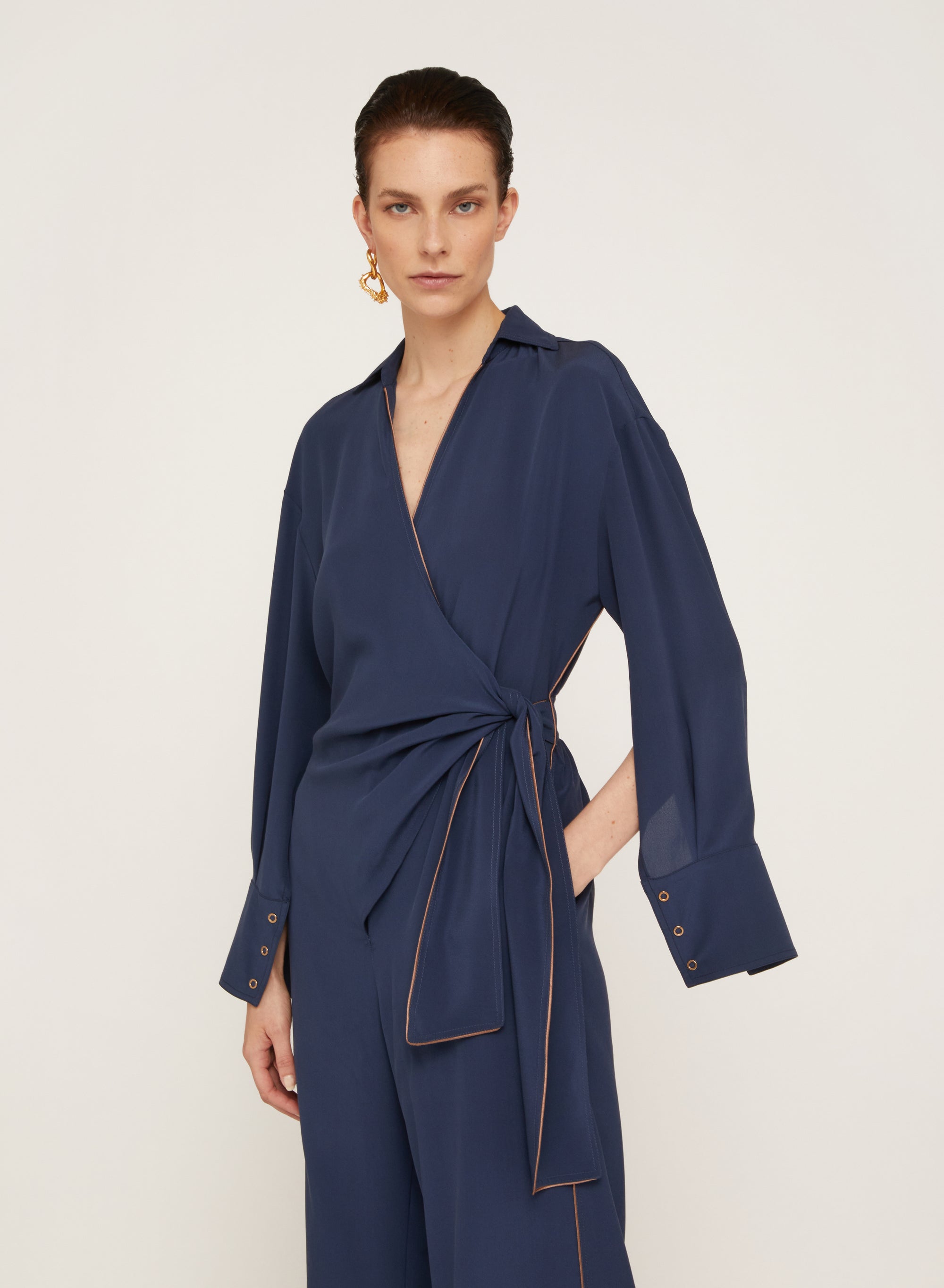 Work Blue_1QTY // Combinaison contrastante en soie - Work Blue