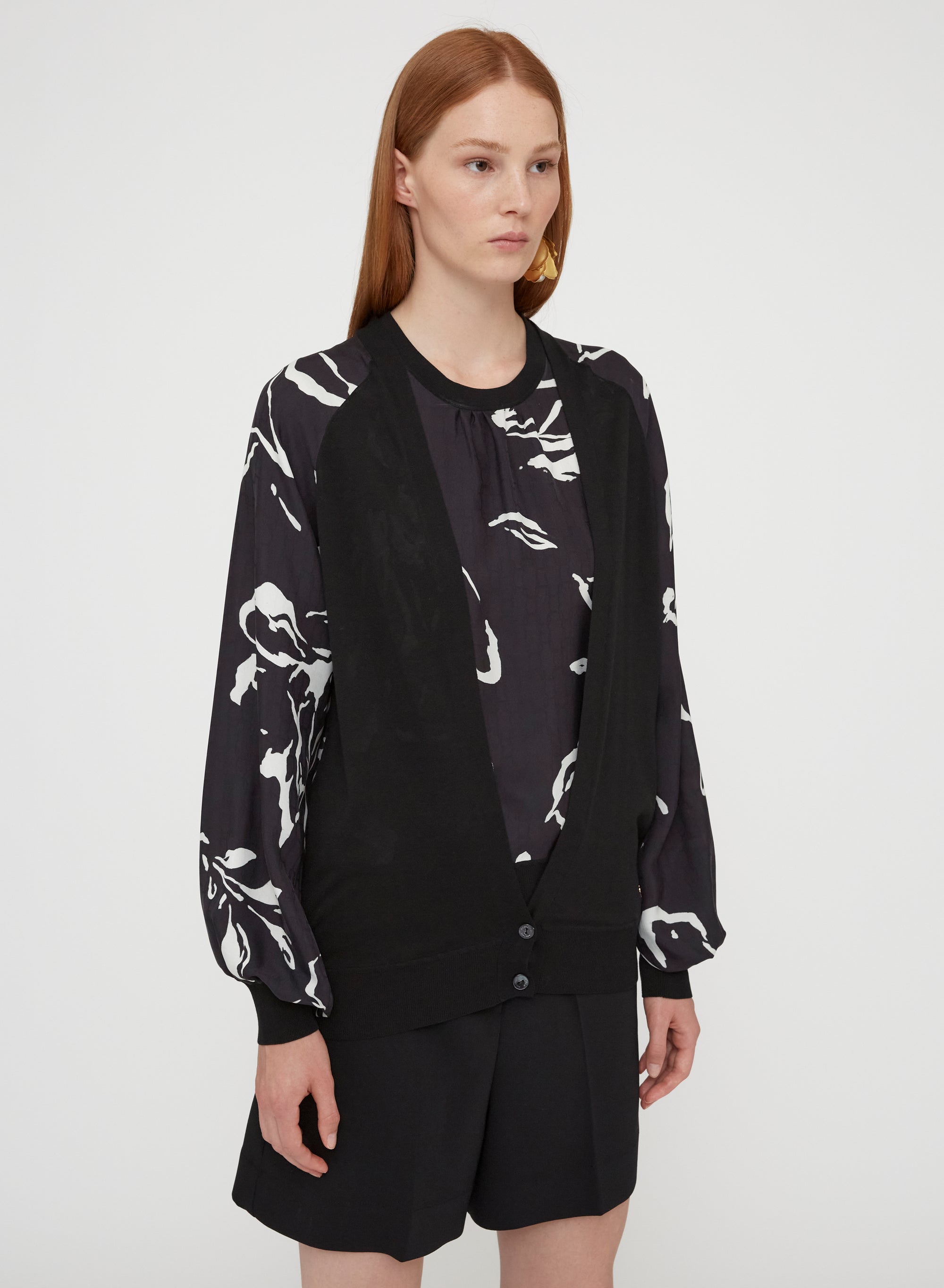 Black_1QTY // Cardigan à motif fleuri en soie - Black