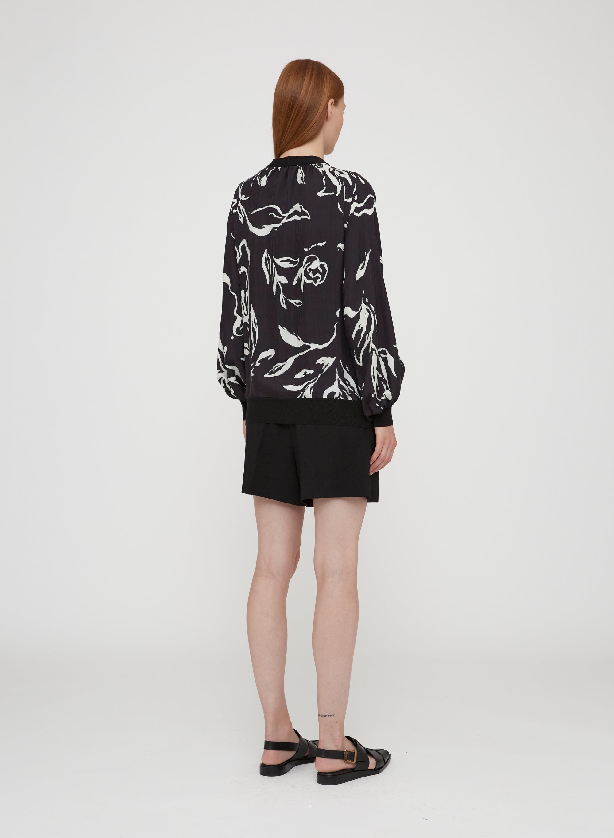 Black_1QTY // Cardigan à motif fleuri en soie - Black