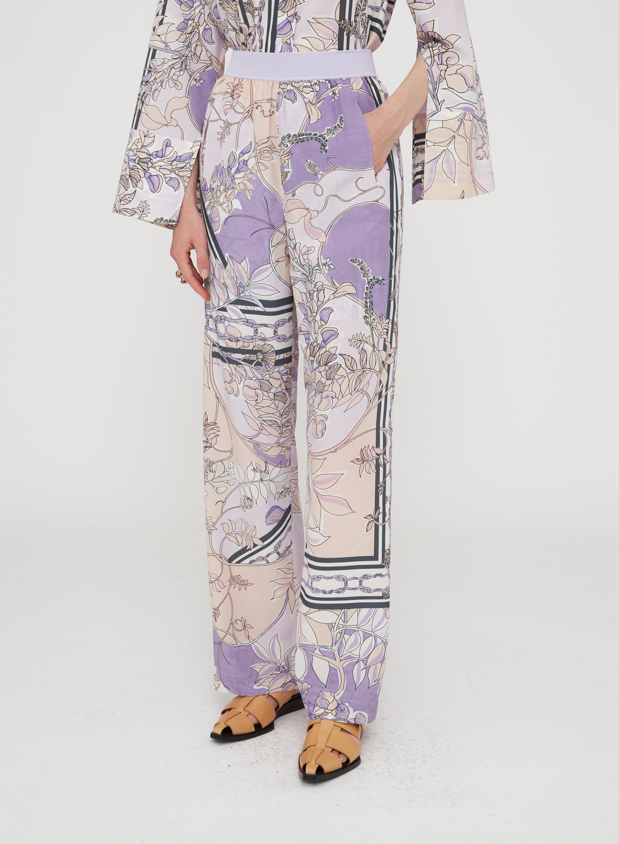 Malva_6QTY // Pantalon palazzo à motif fleuri en soie - Malva