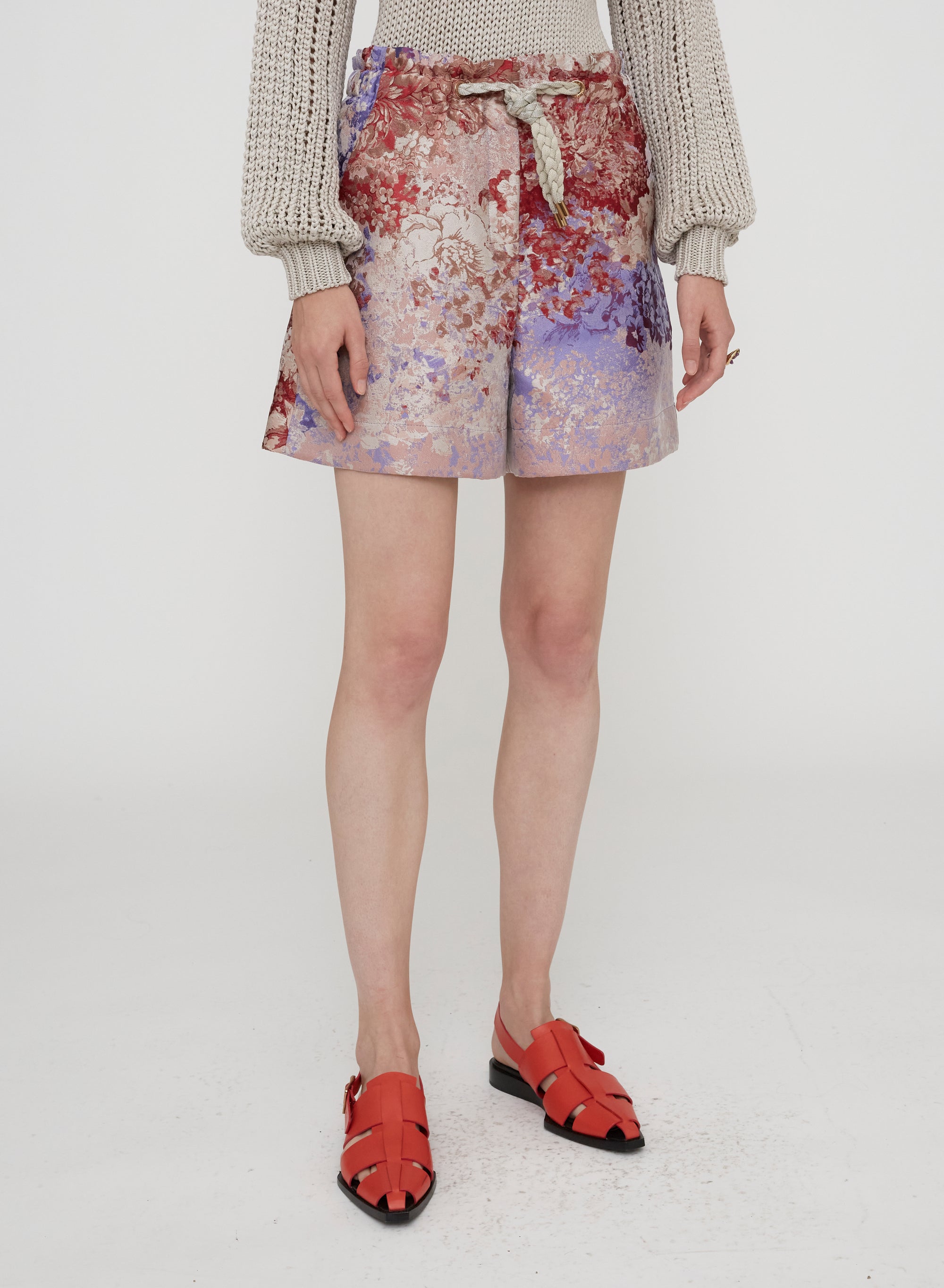 Pervinca_1QTY // Short à motif fleuri abstrait - Pervinca