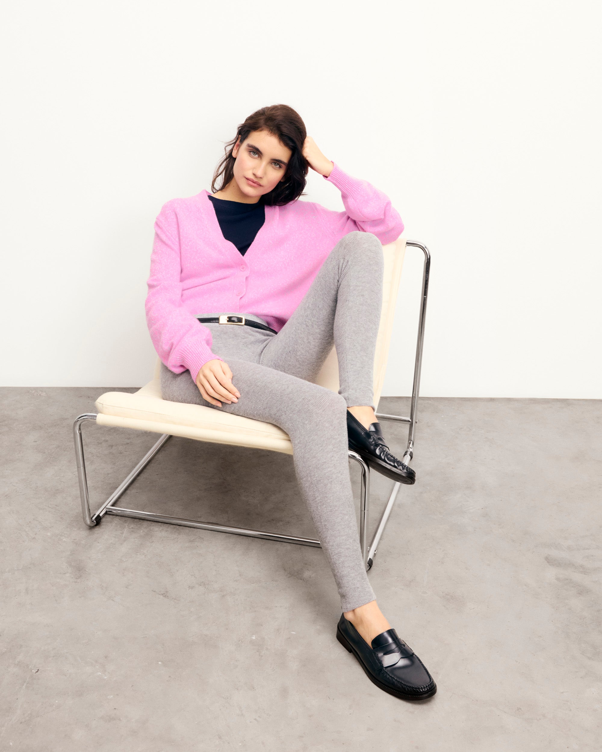 BUBBLE GUM MOULINE / NEW / QTY : 37 / Pull Cardigan - Bubble Gum Mouline