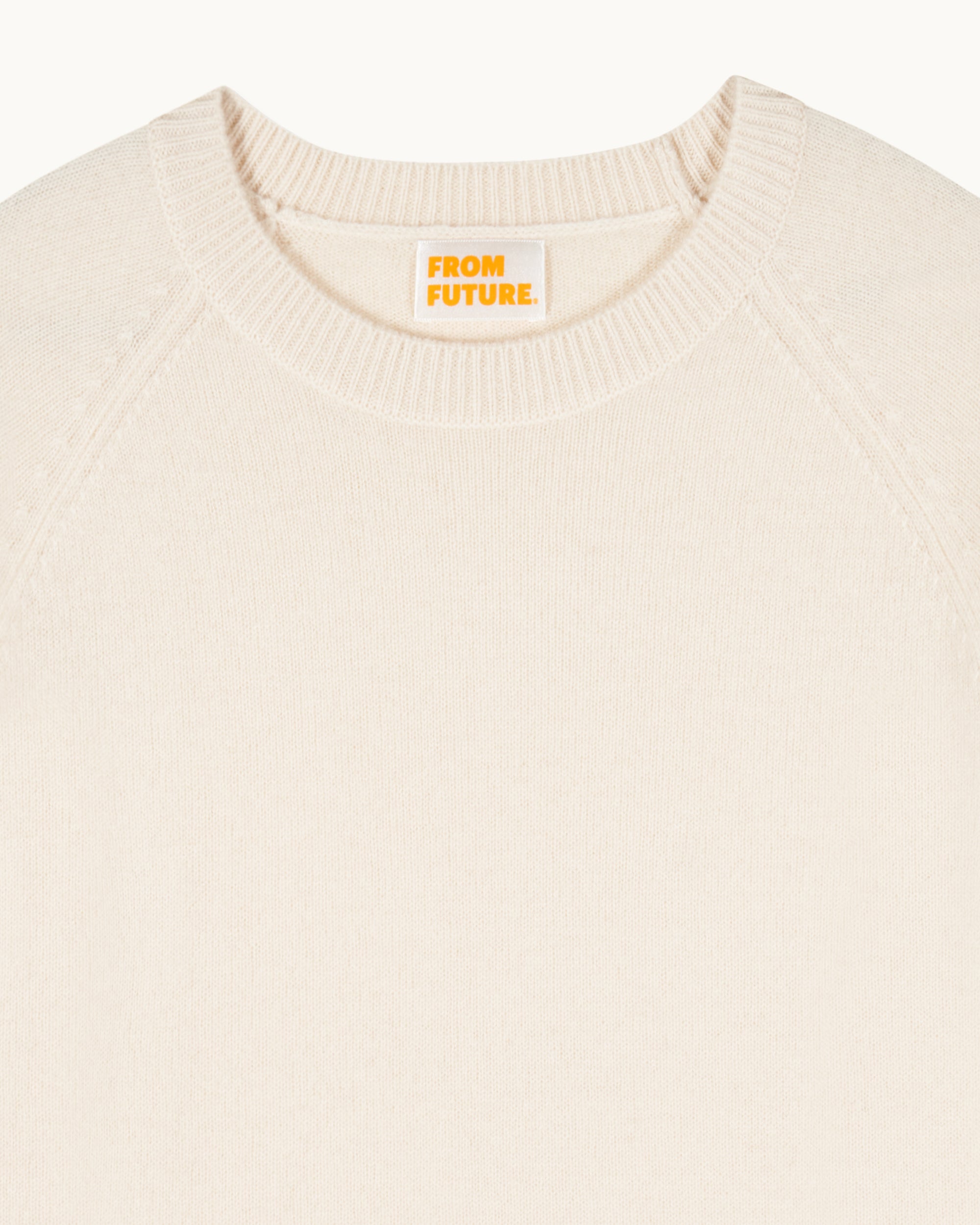 ECRU / NEW / QTY : 8 / Pull Col Rond Manches Raglan Light - Ecru