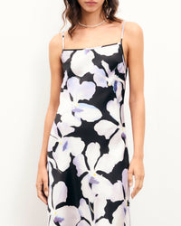 Robe longue à bretelles Gisele en soie - Black Orchid