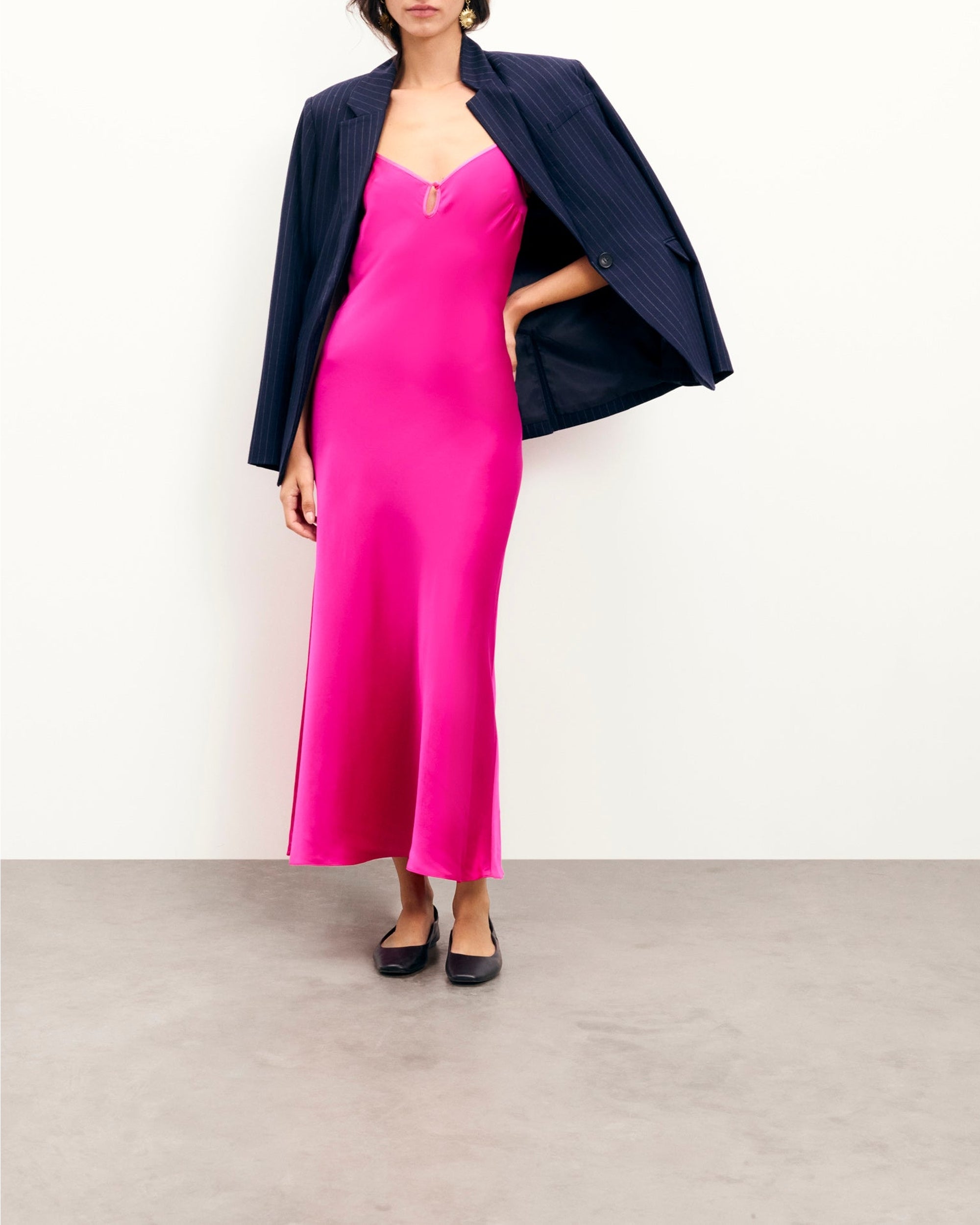 Robe longue à bretelles Giulia en soie - Tropical Raspberry