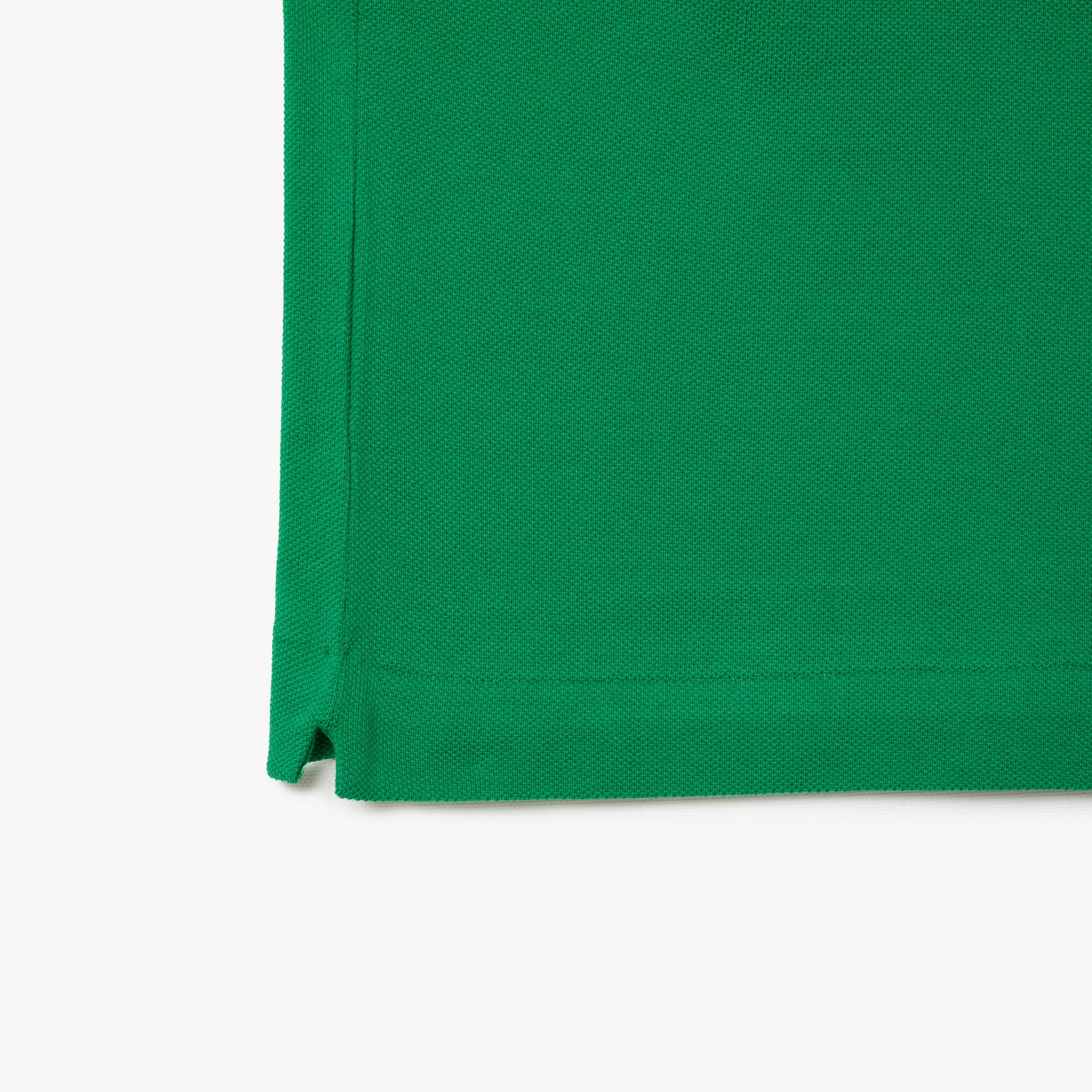 L.12.12 Fitted polo shirt in small pique - Fluorine