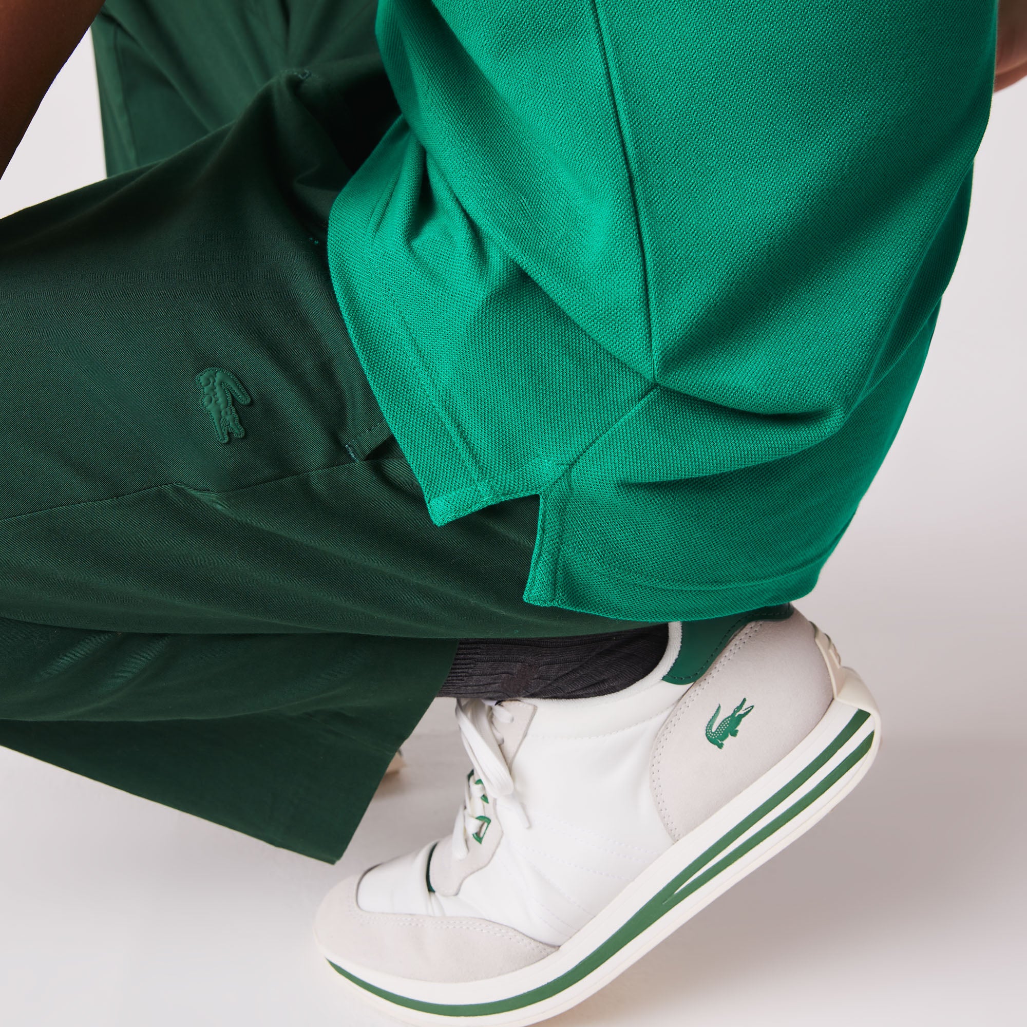 L.12.12 Fitted polo shirt in small pique - Fluorine