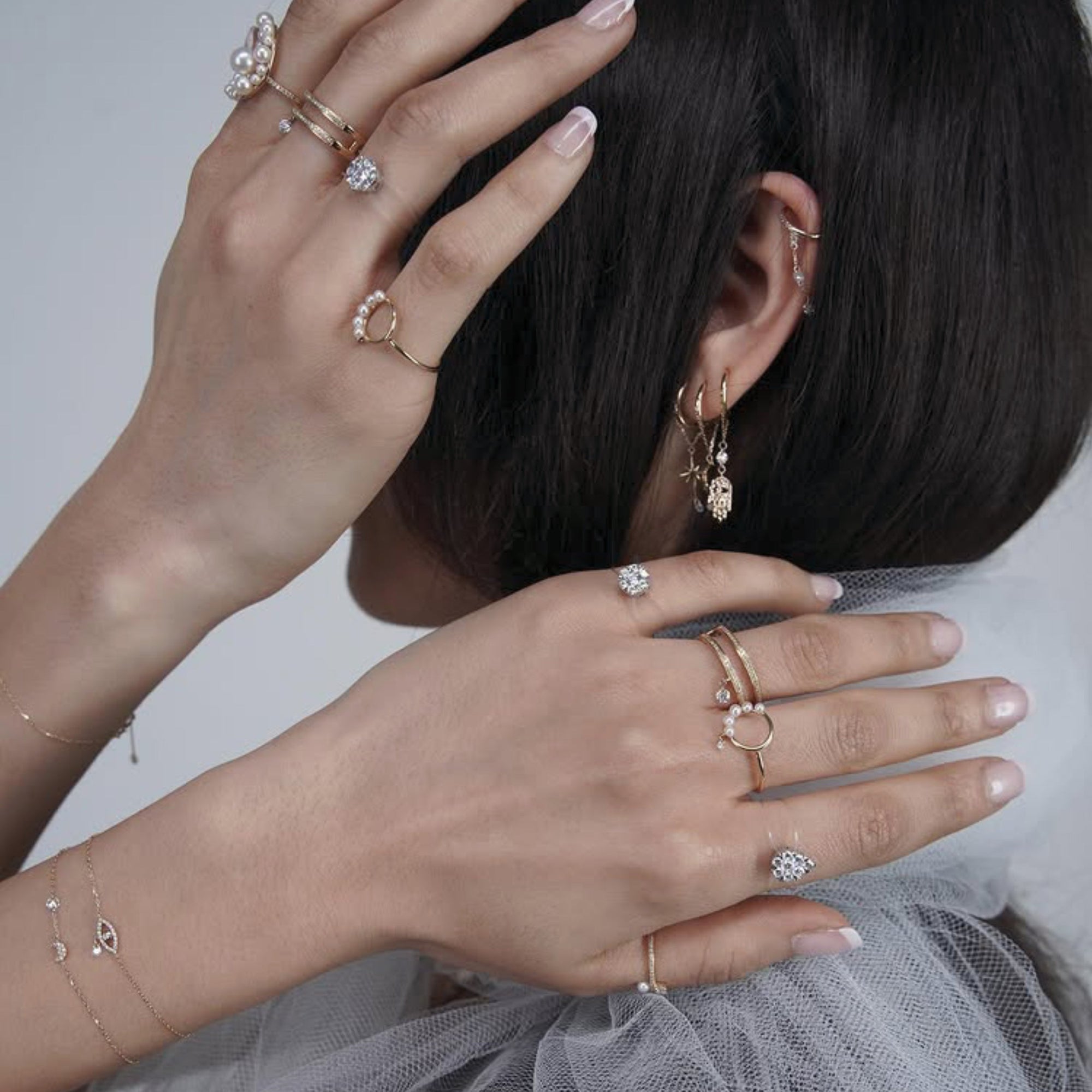 Mono boucle piercing Séléné Fatima sertie d'un diamant - Or Jaune