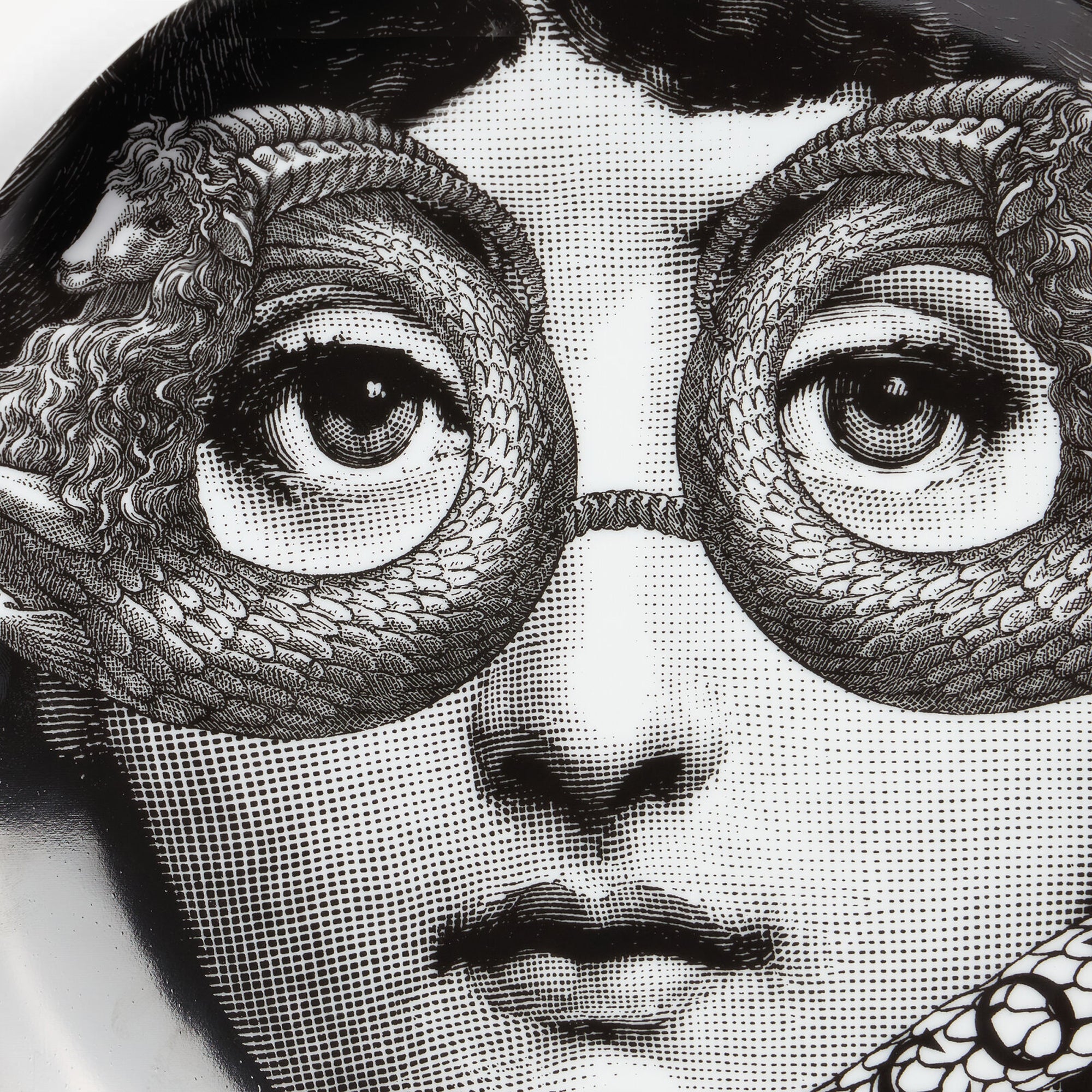 Tema e Variazioni n.357 porcelain plate - Black & White