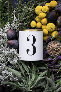 Eau d'Égée n°3 travel candle in porcelain and brass - White