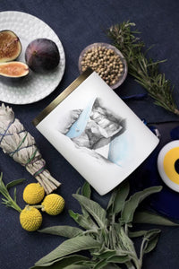 Eau d'Égée n°3 travel candle in porcelain and brass - White