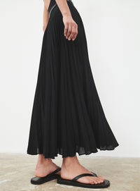 Pleated Skirt - Black