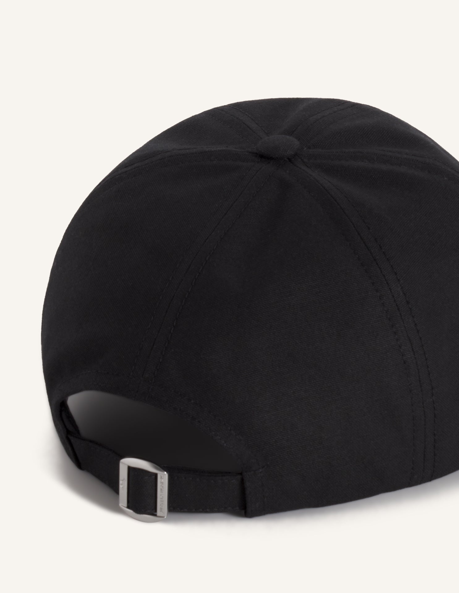 Dressed Fox Cap - Black