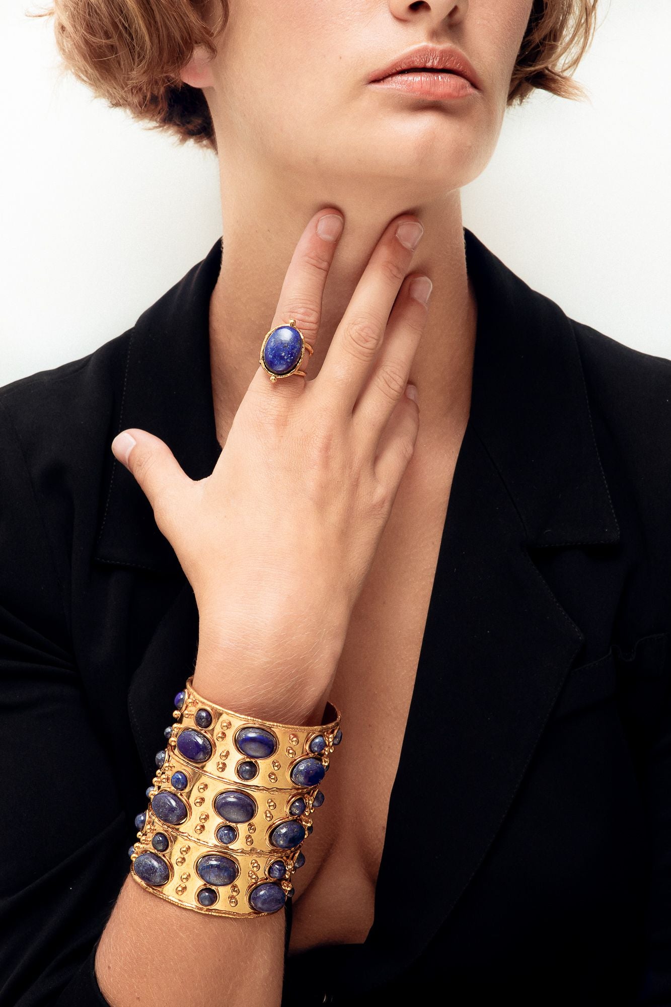 Bague Grande Ovale dorée à l'or fin et Lapis Lazuli - Bleu