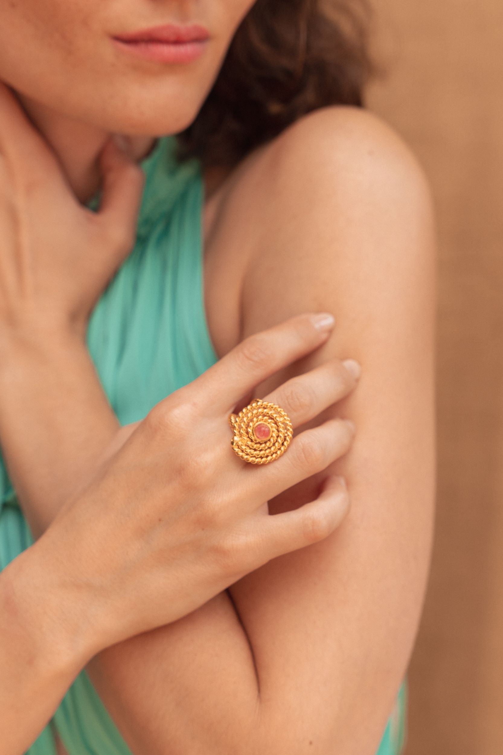 Bague Spirale dorée à l'or fin et Jade - Pink Jade