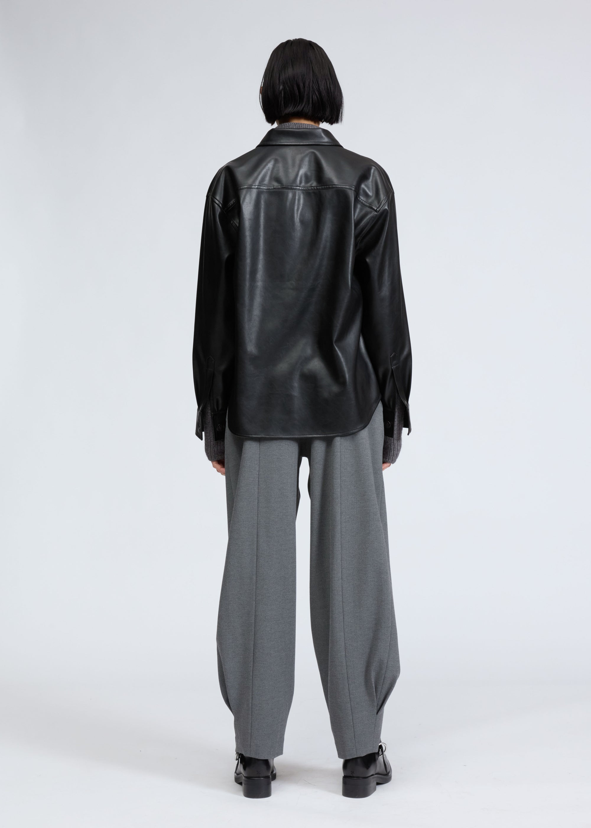 Veste chemise Camilla en simili cuir - Noir