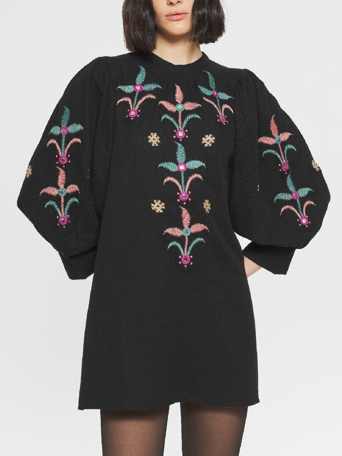 Robe courte brodée Rafi - Black