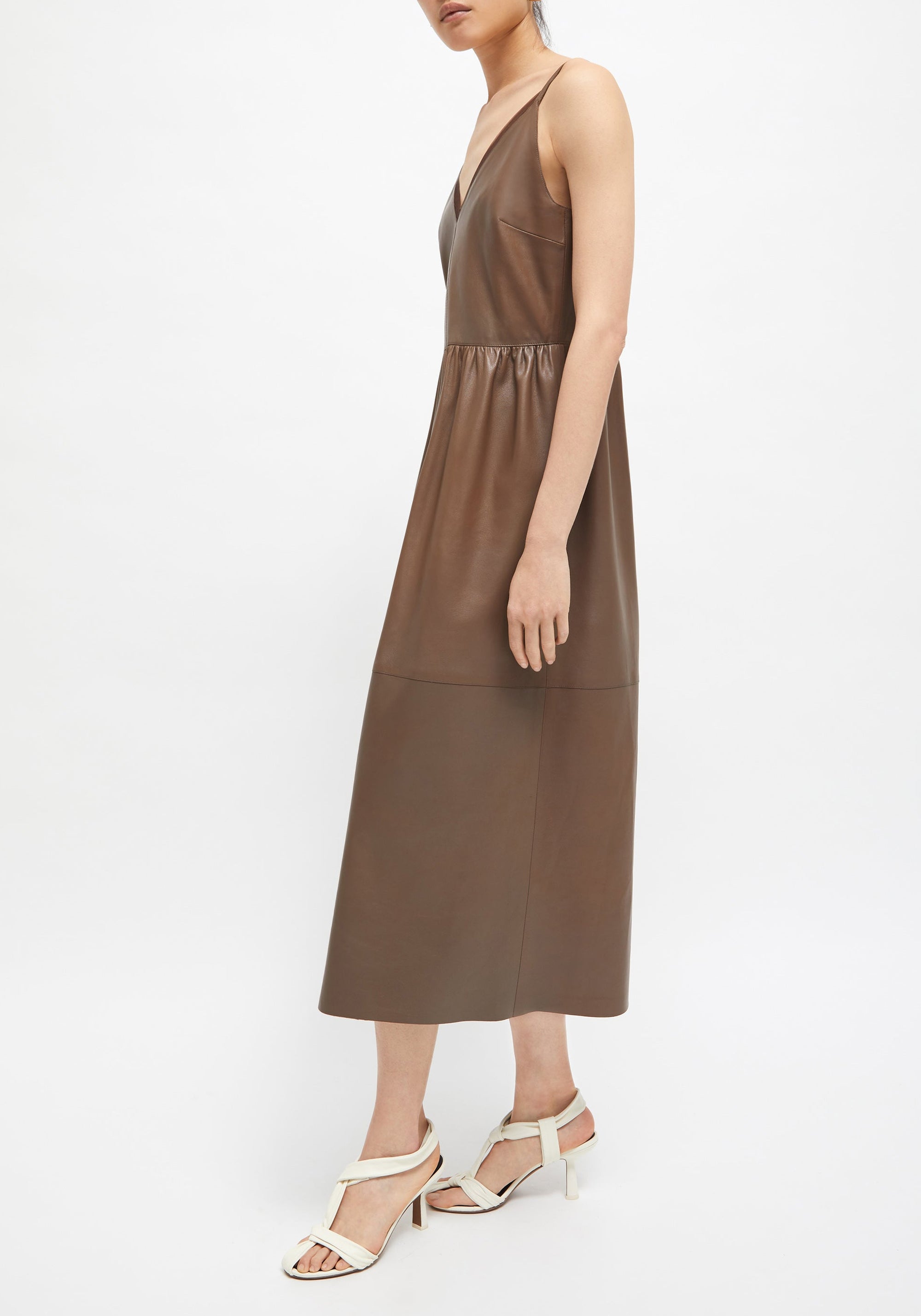 Robe midi Rankin en cuir - Taupe