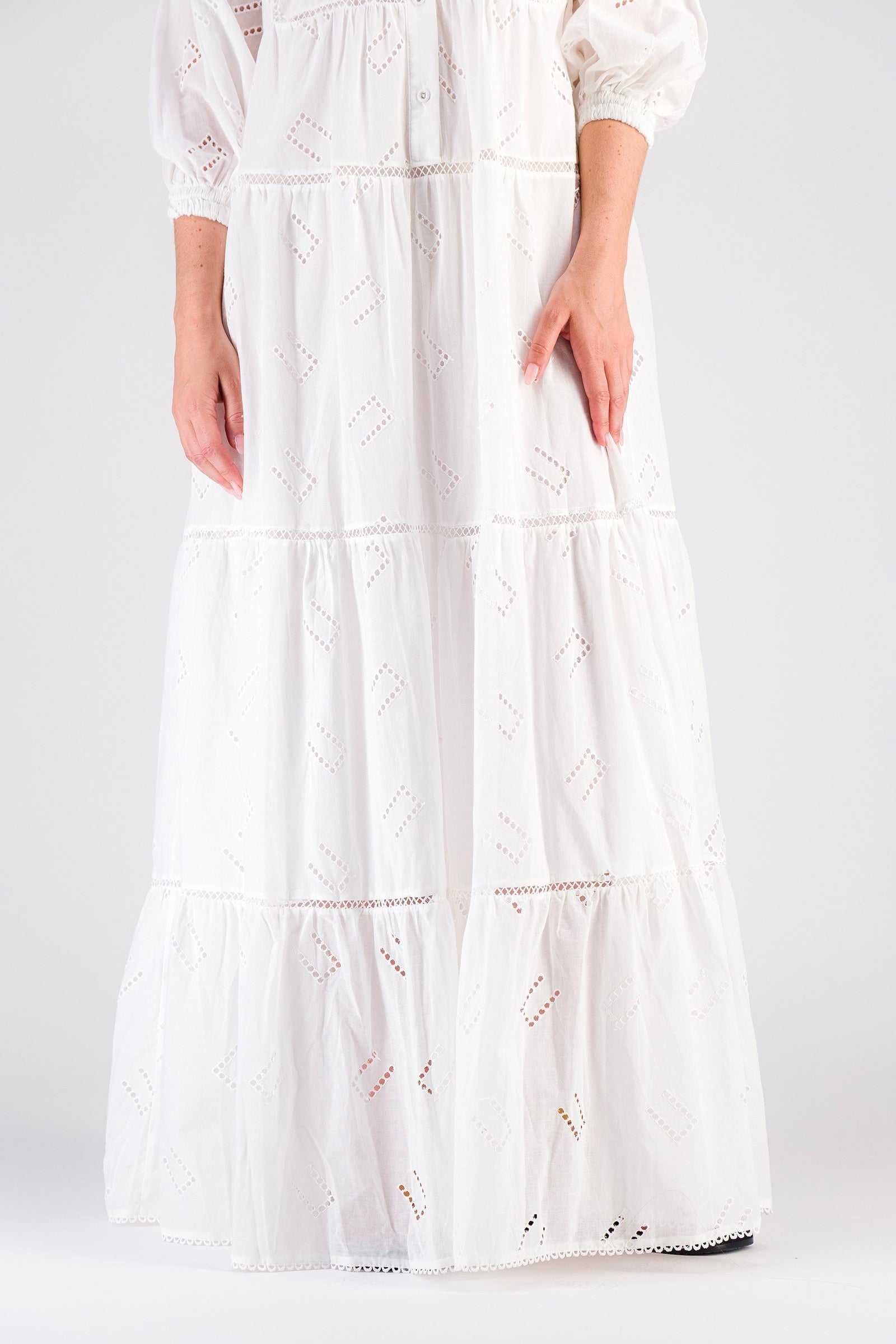 Maxi dress with ruffles and broderie anglaise - White