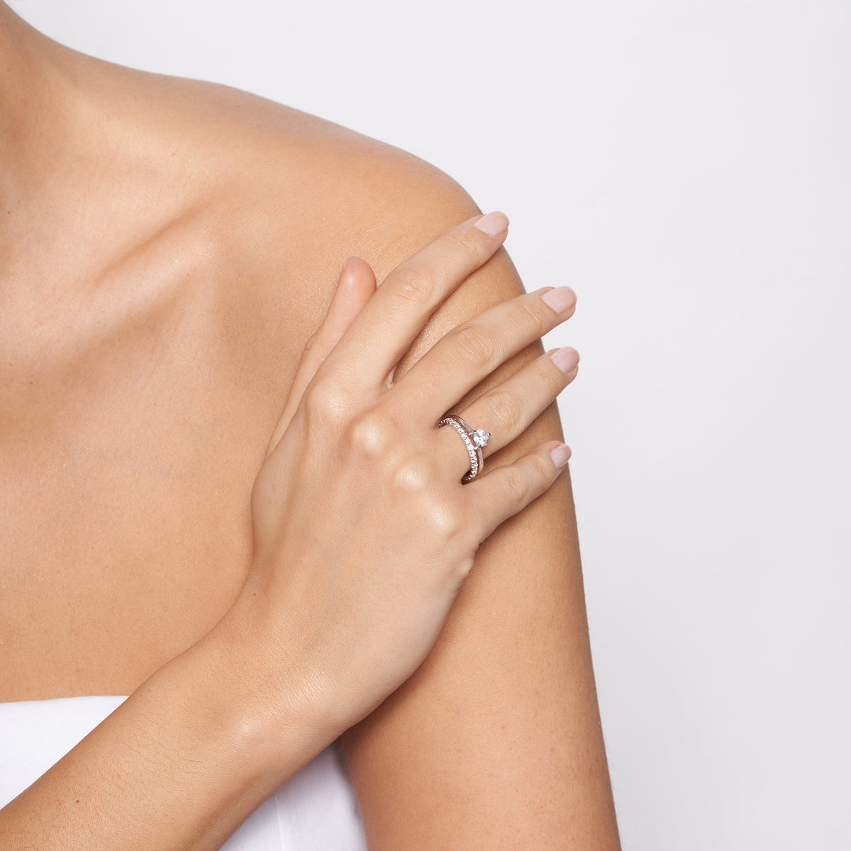be mine white large diamond band