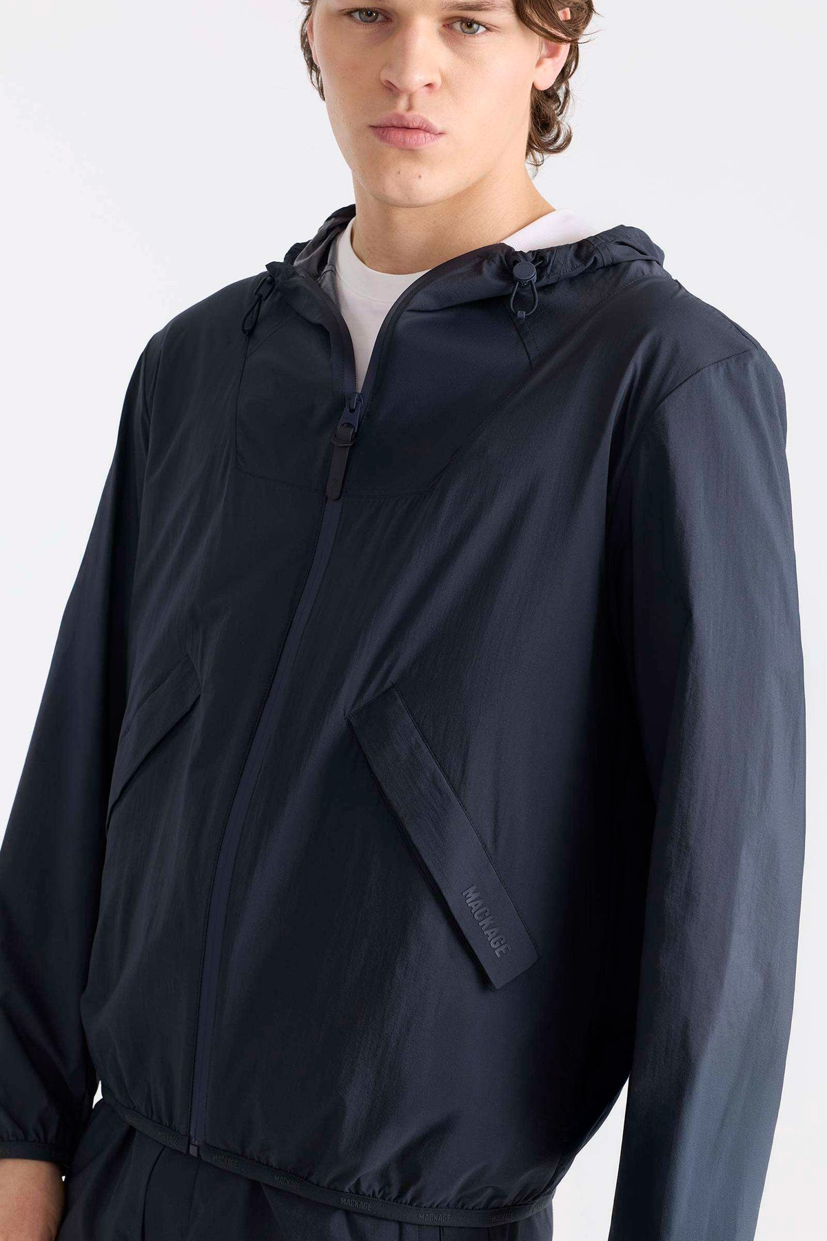 Navy Men's Rainwear/ Rainproof Jacket