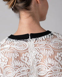 White / Robe Renda