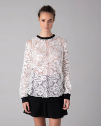 White / Robe Renda