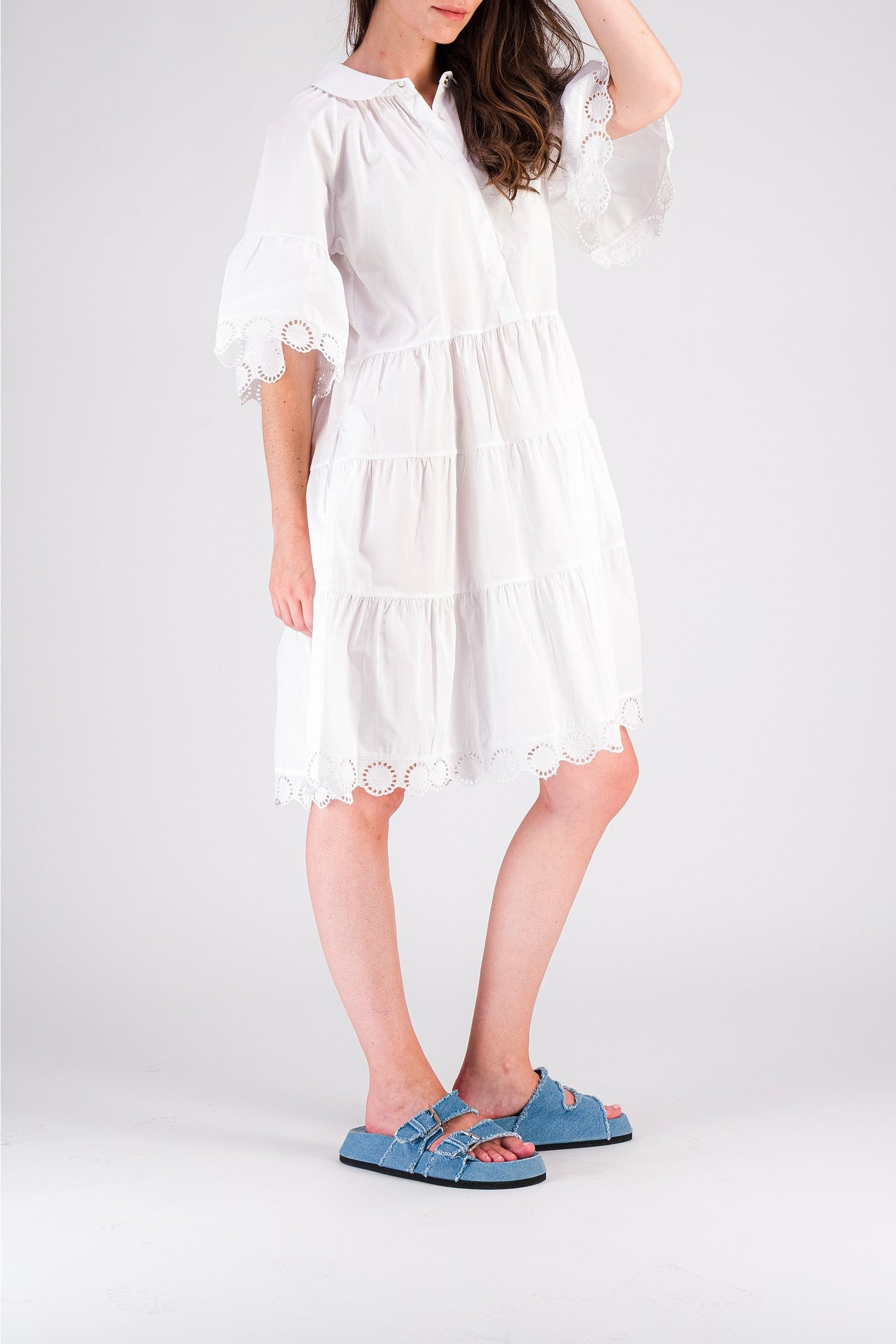 Short Mex dress with ruffles and broderie anglaise - White