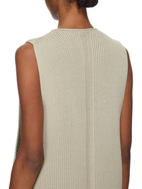 V NECK