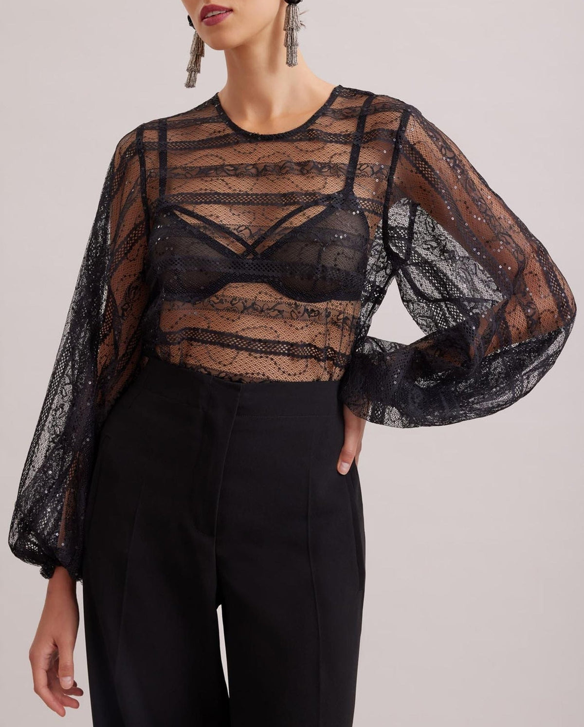 Blouse Romantic à manches ballon en dentelle - Black