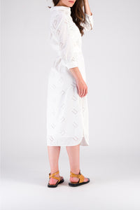 1 QTY NEW ROBE LONGUE BRODERIE ANGLAISE