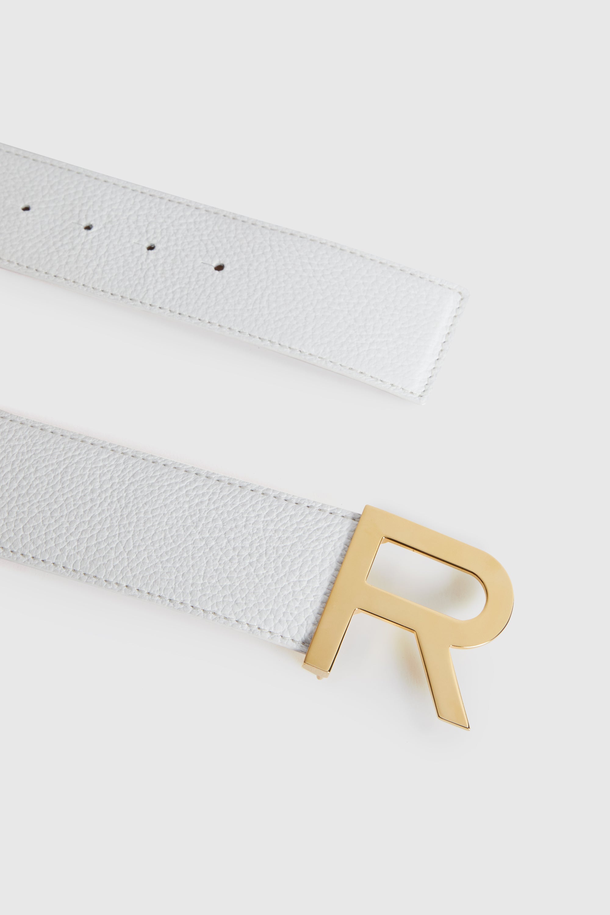 Ceinture large à boucle R en cuir - Blanc