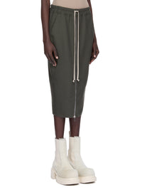 ZIPPED SHORT PILLAR