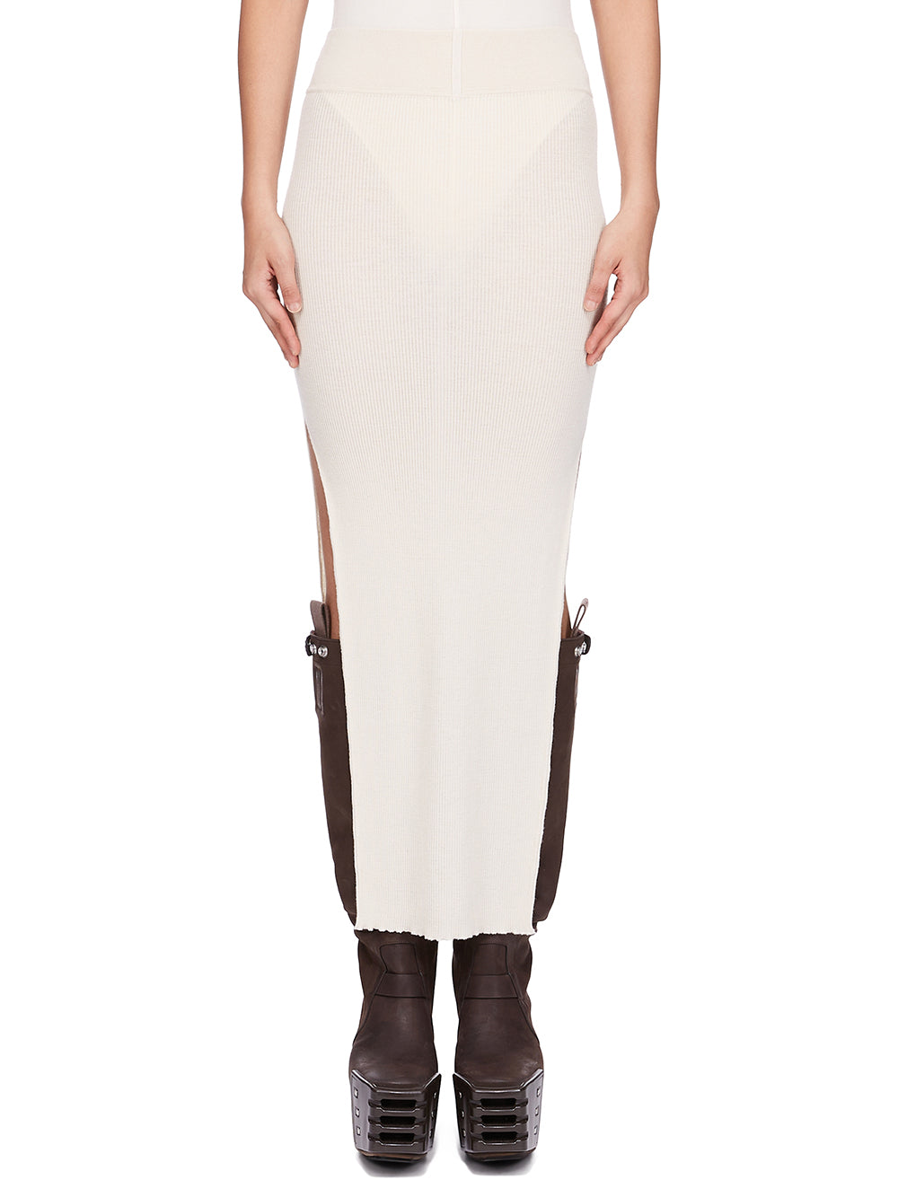 SACRISKIRT