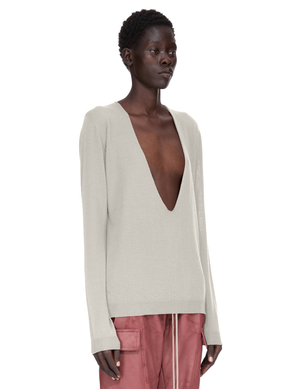 EXTREME V NECK PULL