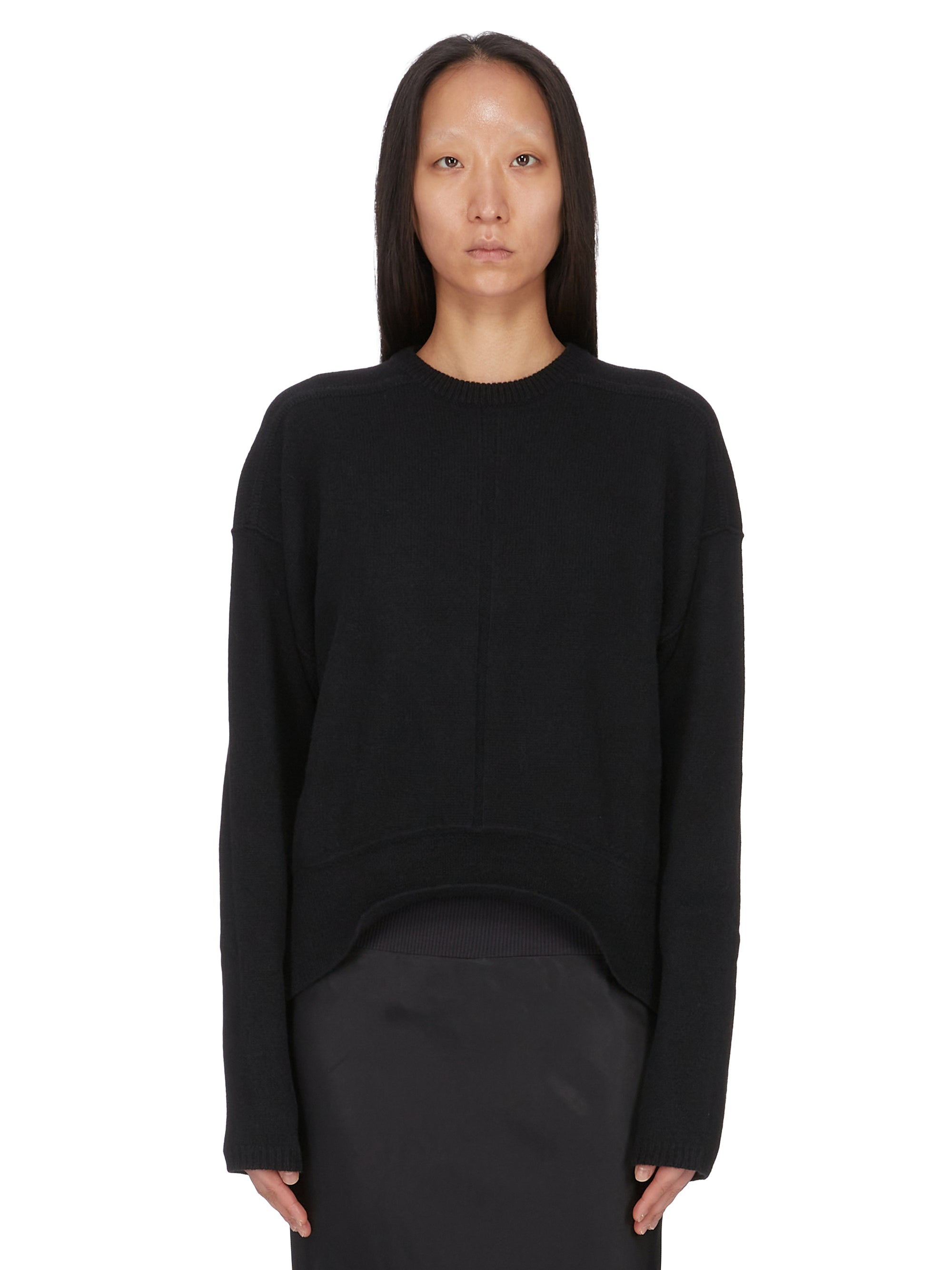 ROUND NECK