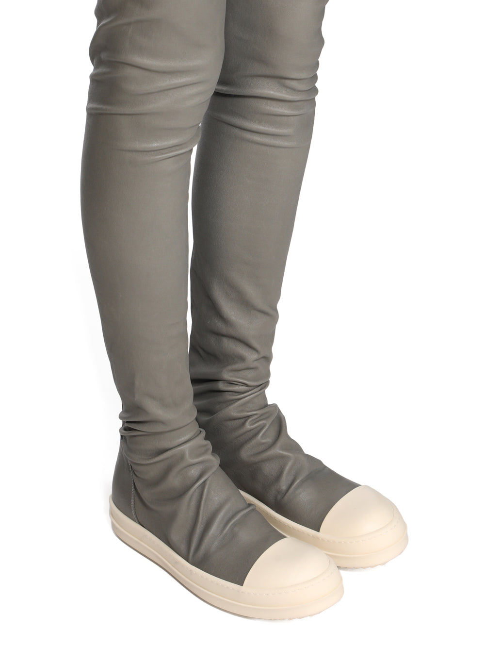 ZZNO PICS // HIGH STOCKING SNEAKS